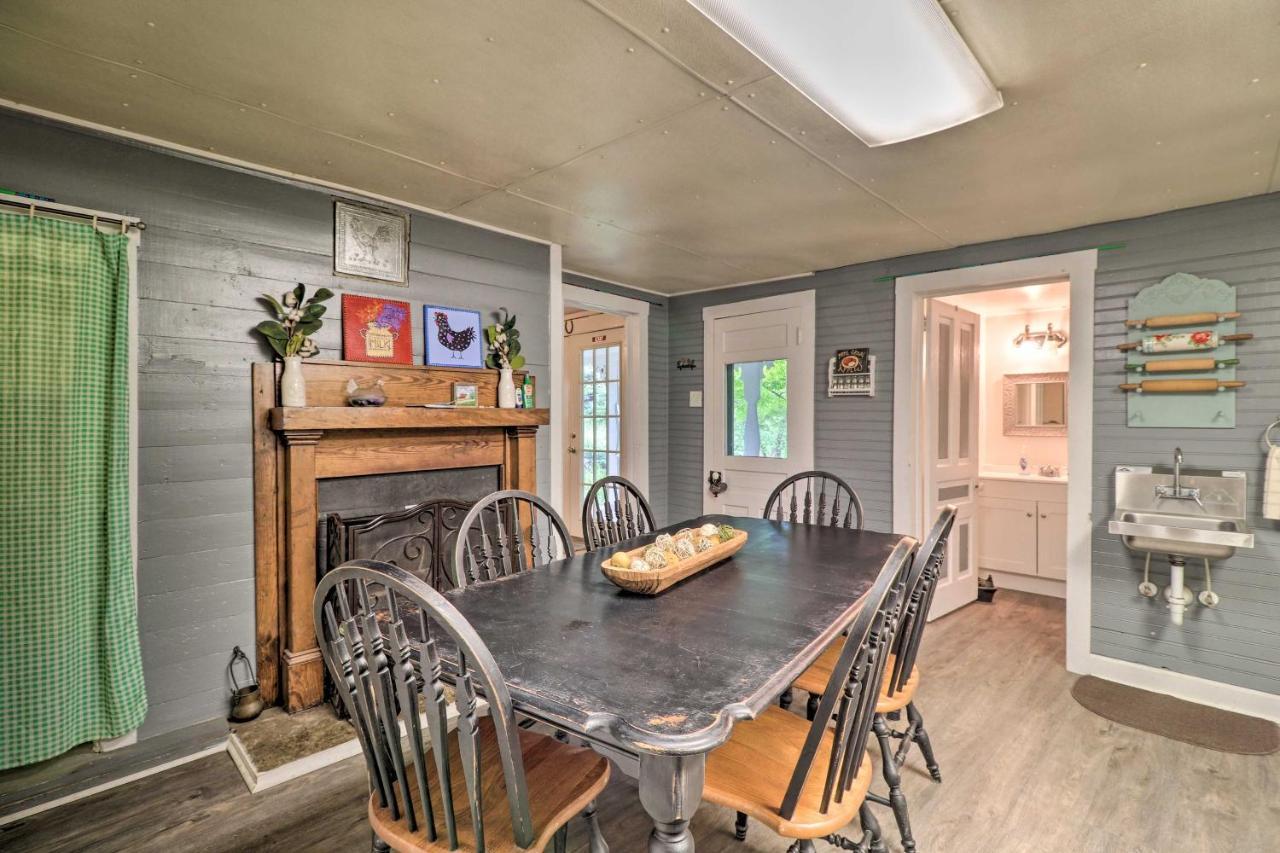 ווסט ג'פרסון Lil Red Hen Cottage In The Boone Area With Hot Tub מראה חיצוני תמונה