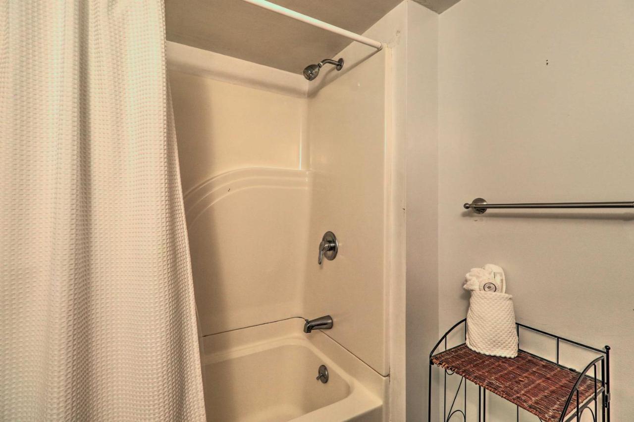ווסט ג'פרסון Lil Red Hen Cottage In The Boone Area With Hot Tub מראה חיצוני תמונה