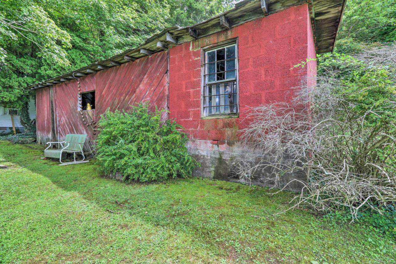 ווסט ג'פרסון Lil Red Hen Cottage In The Boone Area With Hot Tub מראה חיצוני תמונה