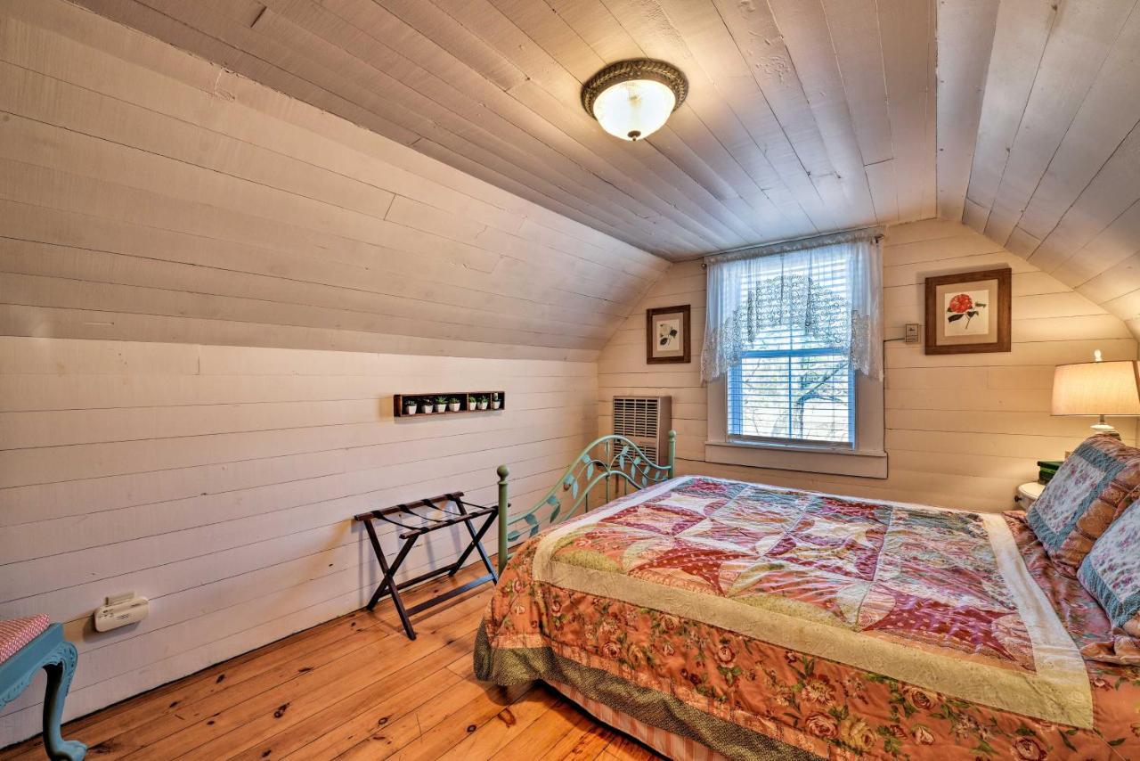 ווסט ג'פרסון Lil Red Hen Cottage In The Boone Area With Hot Tub מראה חיצוני תמונה