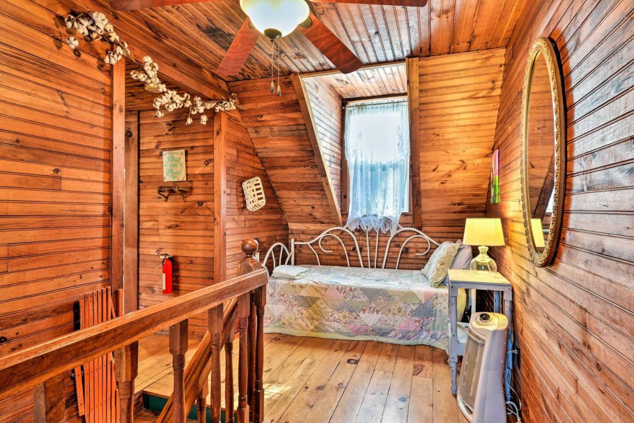 ווסט ג'פרסון Lil Red Hen Cottage In The Boone Area With Hot Tub מראה חיצוני תמונה